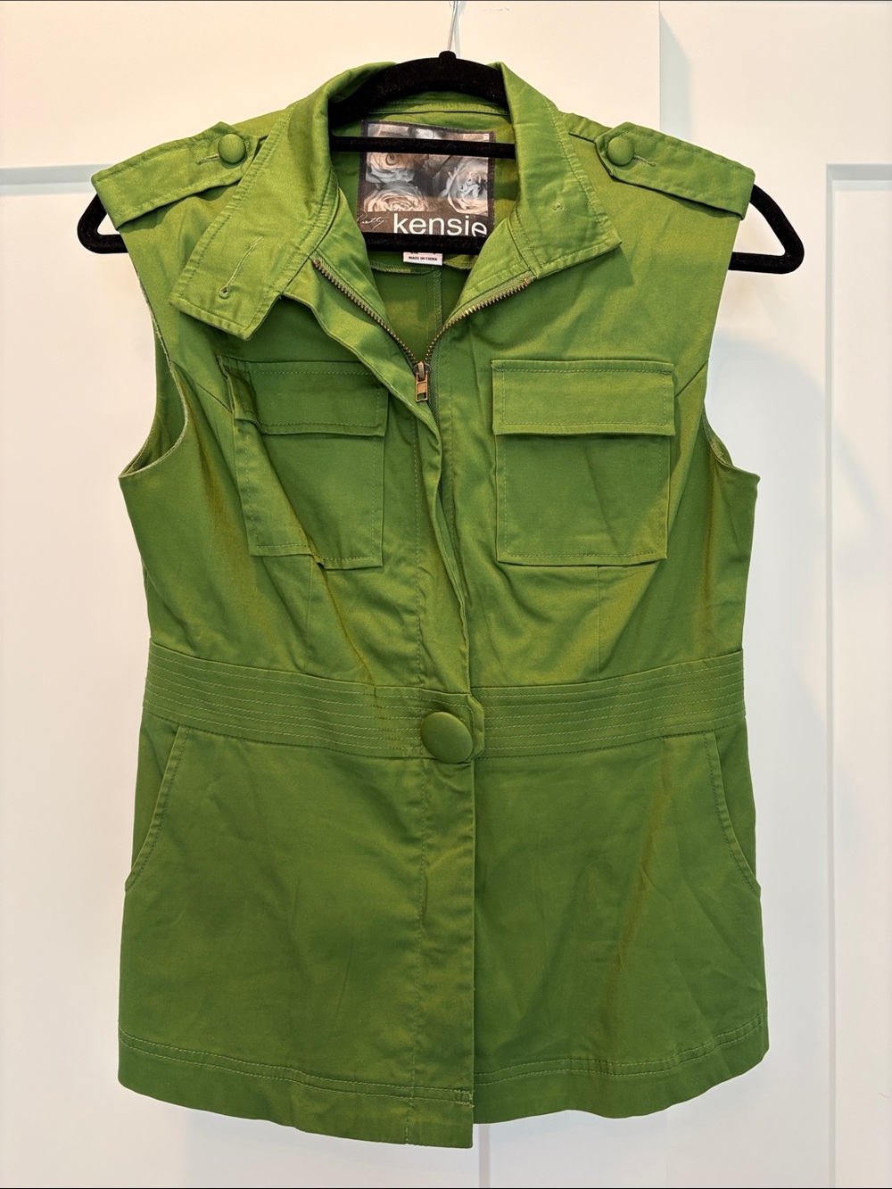 Kensie Bright Olive Green Sleeveless Utility Vest size small